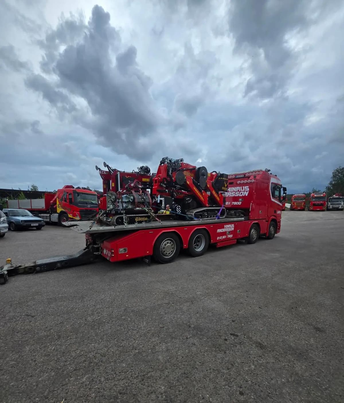 Power Truck Show 2025: Eilola's Hoeflon Cranes on Display